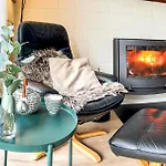 3 Bedroom Amazing In Dom wakacyjny