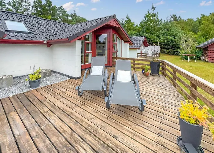 3 Bedroom Amazing In * Nørre Nebel