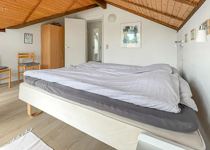 3 Bedroom Amazing In * Nørre Nebel